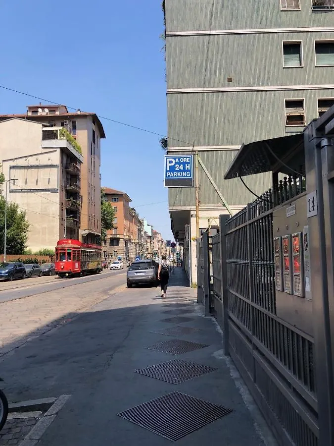 Venini Central Station Milan Apartment