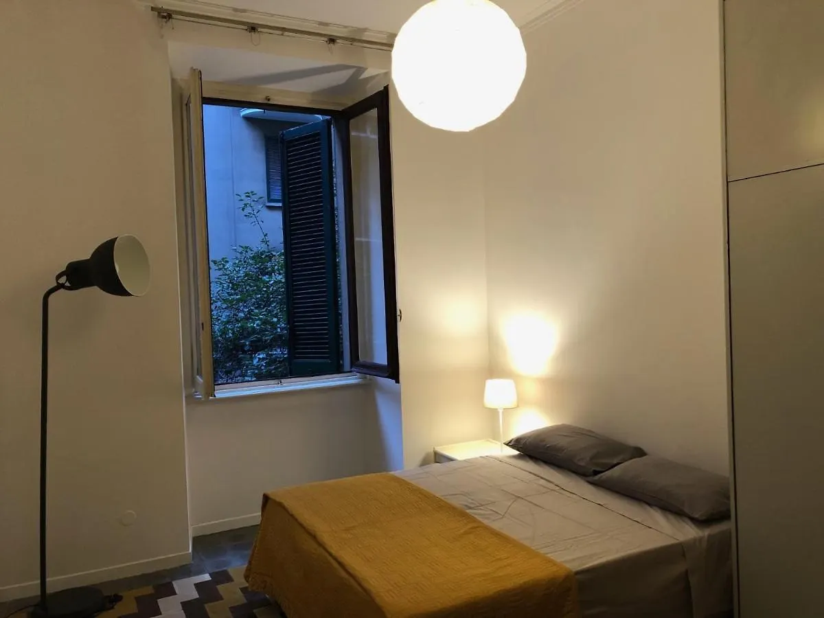 Venini Central Station Milan Apartment