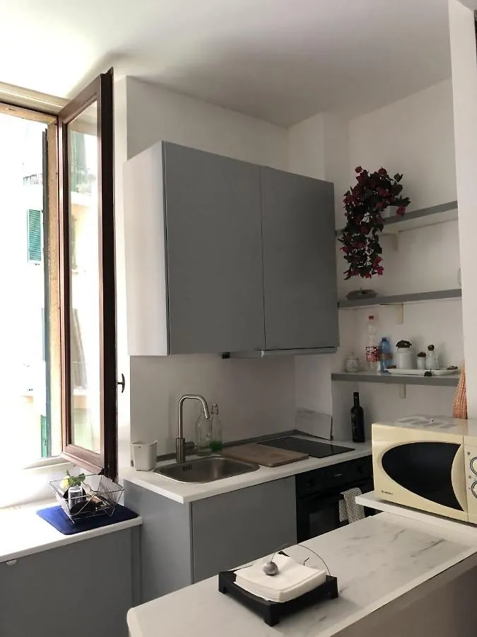 Apartment Venini Central Station Milan