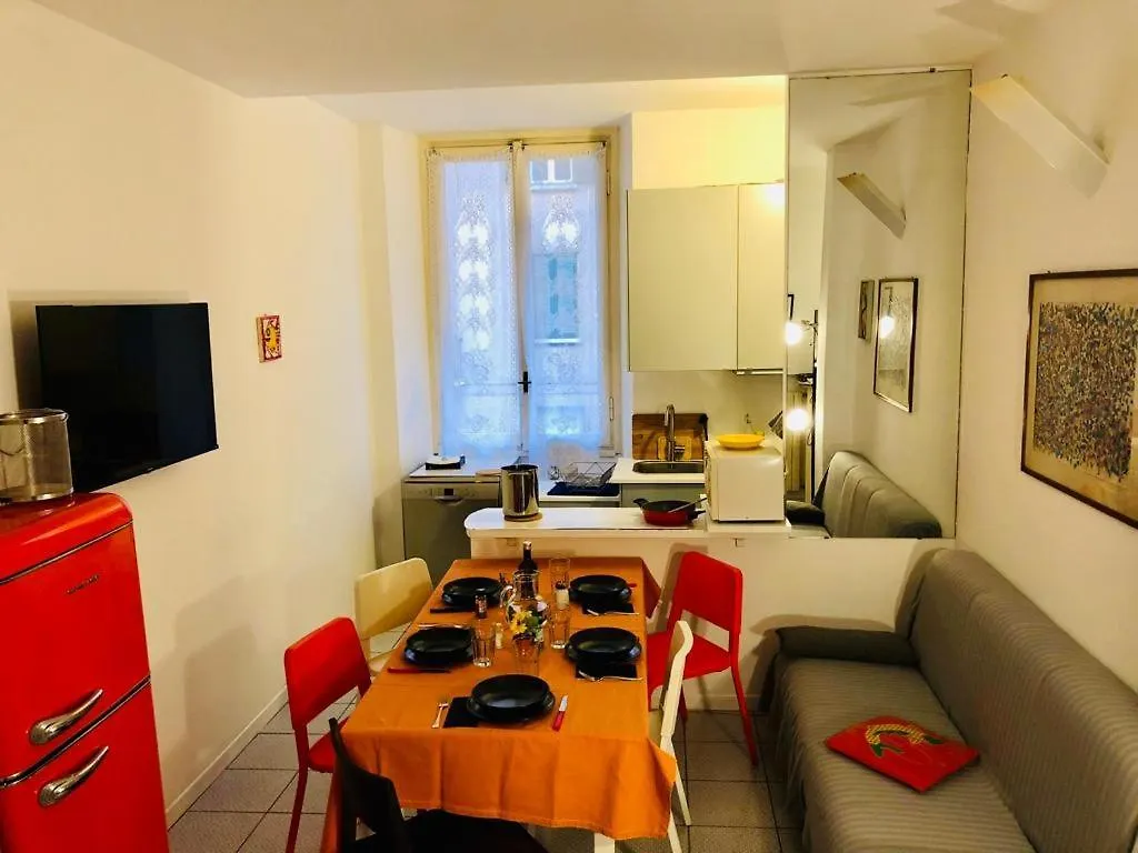 Venini Central Station Milan Apartment